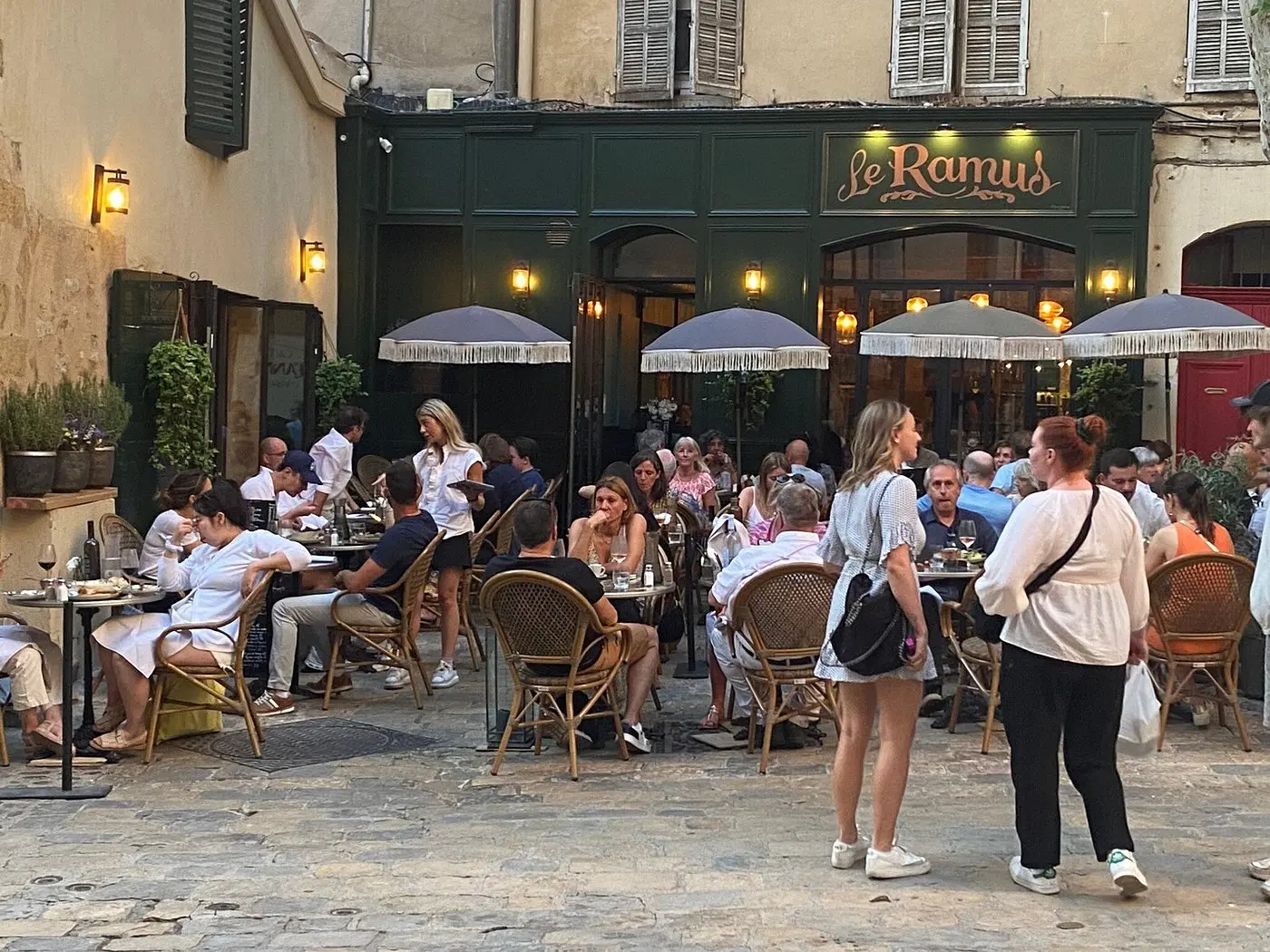 Lieu du week-end Aix-en-Provence & Pastis